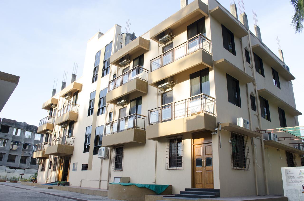 Hira Laxmi Residency Alībāg Ngoại thất bức ảnh